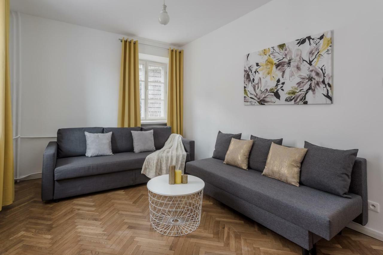 Chill Apartments Brzozowa Old Town Варшава Экстерьер фото