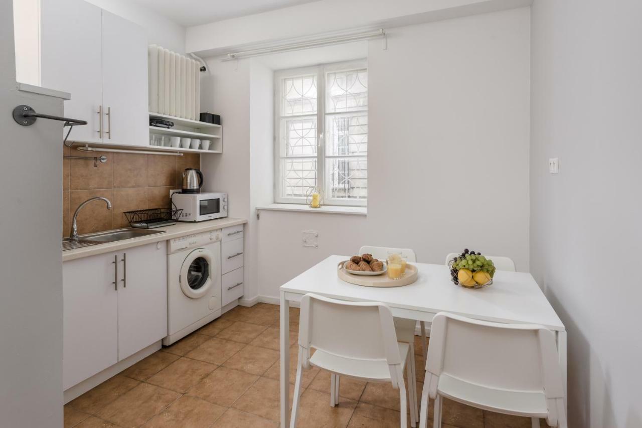 Chill Apartments Brzozowa Old Town Варшава Экстерьер фото